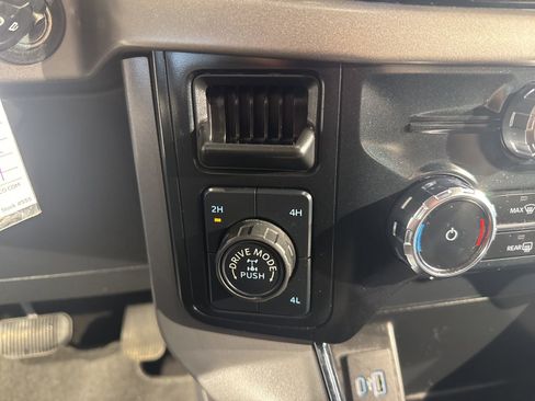 Used 2024 Ford F150 XLT w/ Mobile Office Package image 29