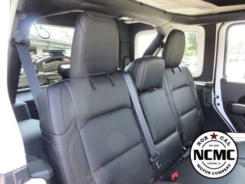 Used 2022 Jeep Wrangler Unlimited Rubicon w/ Xtreme Recon 35" Tire Package AWD/4WD image 58