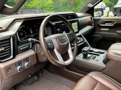 Used 2023 GMC Sierra 1500 Denali w/ Denali Reserve Package AWD/4WD image 14