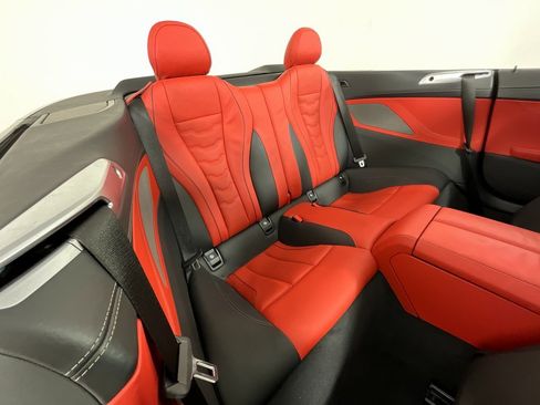 Used 2025 BMW 840i Convertible w/ M Sport Professional Package image 19