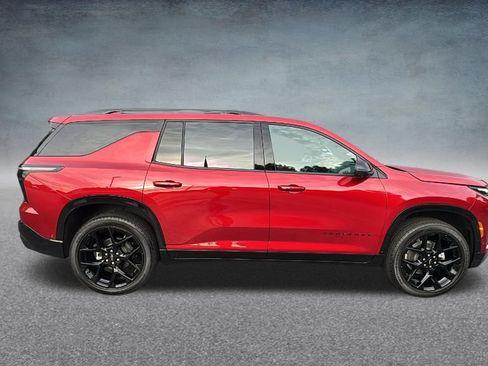 Used 2026 Chevrolet Traverse RS w/ LPO, Floor Liner Package AWD/4WD image 36