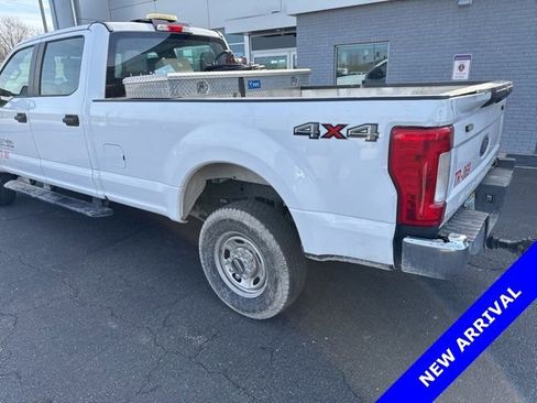 Used 2019 Ford F250 XL w/ Power Equipment Group image 2