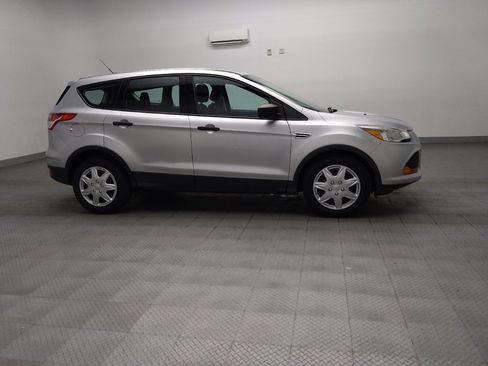 Used 2016 Ford Escape S FWD image 11