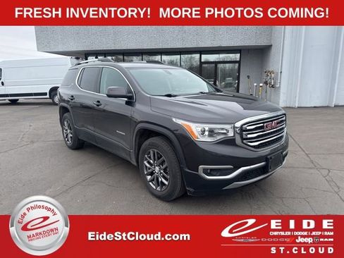 Used 2017 GMC Acadia SLT image 1