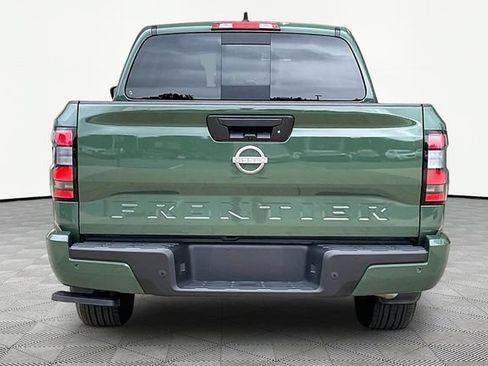 Used 2025 Nissan Frontier SV RWD image 6