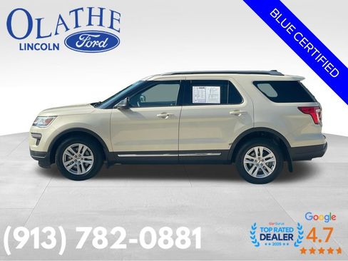 Certified 2018 Ford Explorer XLT AWD/4WD image 2