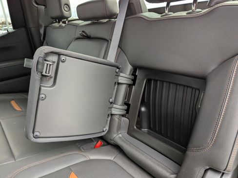 Used 2021 GMC Sierra 1500 AT4 image 33