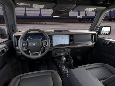 New 2026 Ford Bronco Big Bend w/ Black Diamond Package AWD/4WD image 9