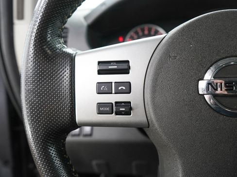 Used 2019 Nissan Frontier PRO-4X AWD/4WD image 25