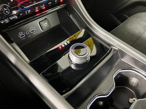 Used 2025 Jeep Grand Cherokee L Altitude image 35