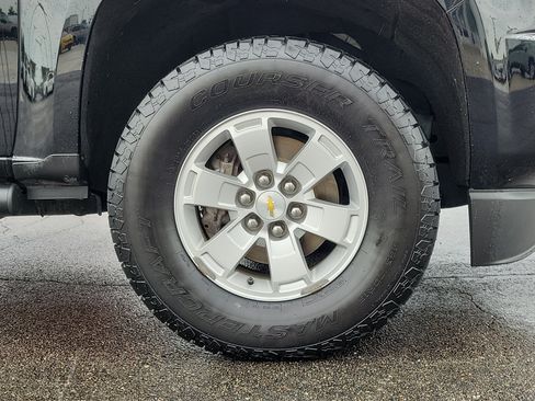 Used 2019 Chevrolet Colorado W/T w/ WT Convenience Package AWD/4WD image 5