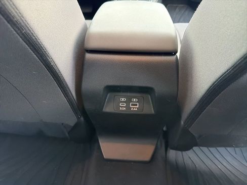 Certified 2025 Subaru Crosstrek 2.0i Premium image 20