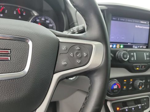 Used 2024 GMC Terrain SLT FWD image 24