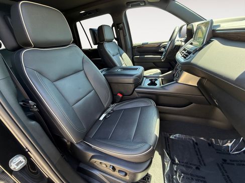 Used 2023 Chevrolet Tahoe Premier w/ Advanced Technology Package AWD/4WD image 19
