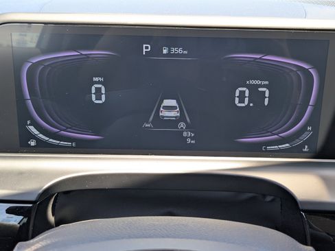 New 2026 Kia Seltos S FWD image 36