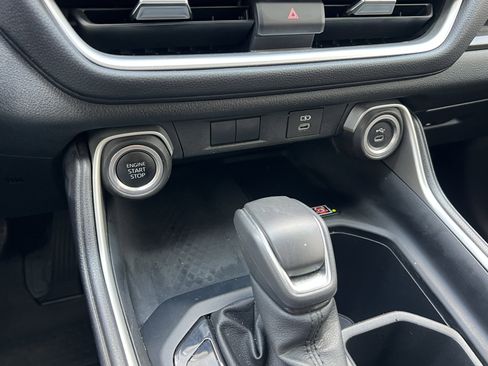Used 2024 Toyota Grand Highlander AWD image 31