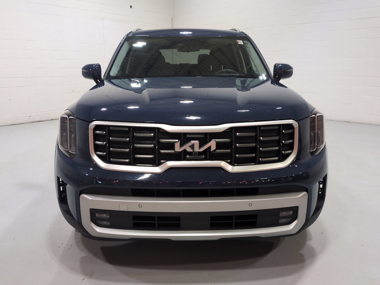 Certified 2024 Kia Telluride SX Prestige AWD/4WD image 8