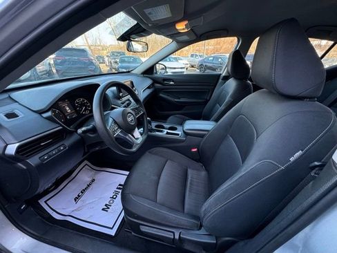 Used 2022 Nissan Altima 2.5 S image 7