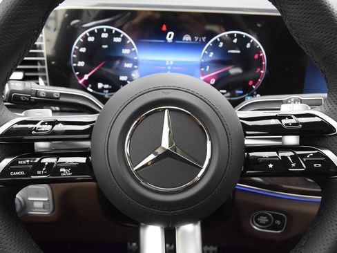 New 2026 Mercedes-Benz GLS 450 4MATIC image 24
