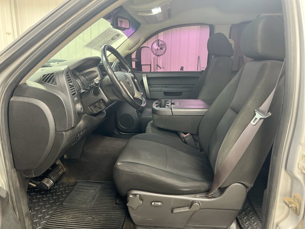 Used 2012 GMC Sierra 2500 SLE AWD/4WD image 18