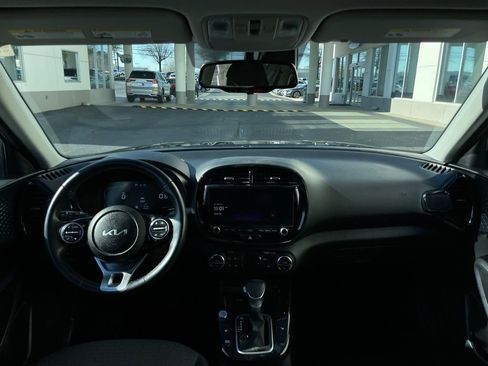 Used 2023 Kia Soul EX image 10