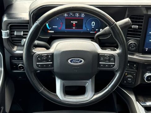 Used 2023 Ford F250 Lariat w/ Lariat Ultimate Package AWD/4WD image 15