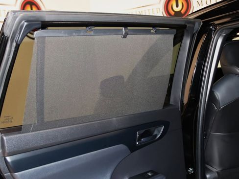 Used 2023 Toyota Highlander L image 13