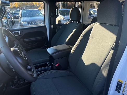 Used 2024 Jeep Wrangler Willys 4xe image 15