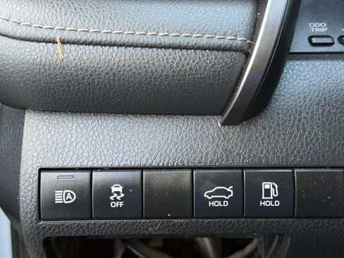 Used 2023 Toyota Camry SE image 22