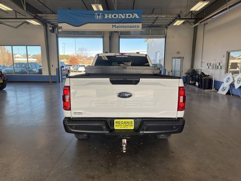 Used 2022 Ford F150 XL w/ Trailer Tow Package image 4