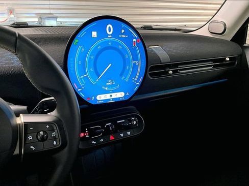 Used 2025 MINI Cooper S image 5