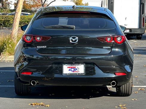 Used 2025 MAZDA MAZDA3 2.5 S Hatchback w/ Premium Pkg image 5