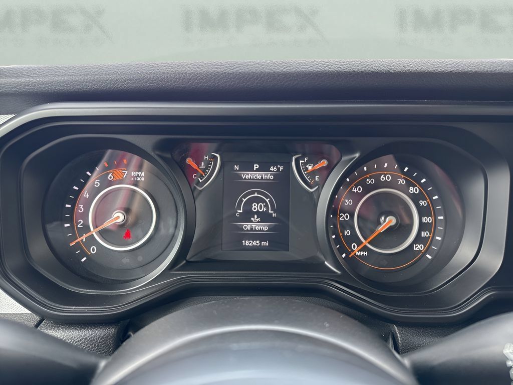 Used 2025 Jeep Wrangler Unlimited Sport AWD/4WD image 24