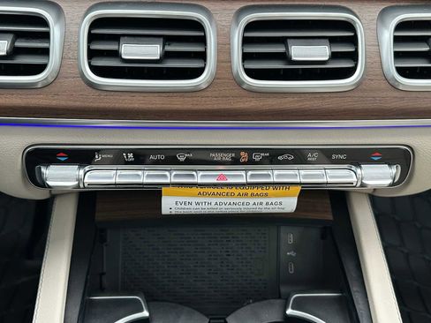 New 2026 Mercedes-Benz GLS 450 4MATIC image 33