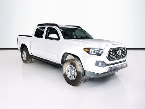 Used 2023 Toyota Tacoma SR5 image 3