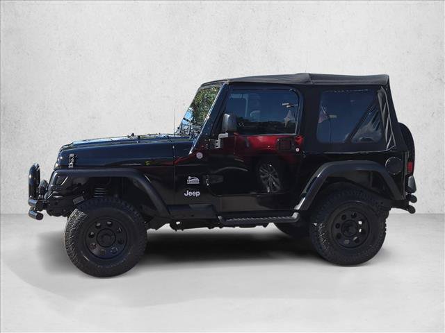 Used 2004 Jeep Wrangler Sahara AWD/4WD image 9