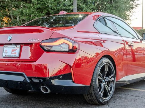 Used 2023 BMW 230i Coupe w/ M Sport Package image 27