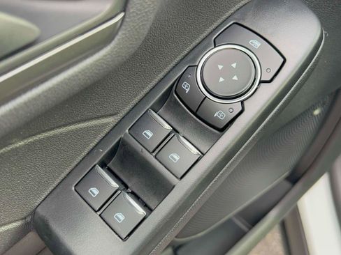 Used 2025 Ford Escape Active w/ Cold Weather Package AWD/4WD image 26