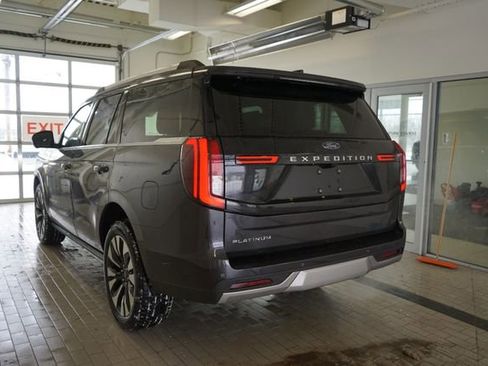 Used 2026 Ford Expedition Platinum w/ Driver's Package image 10