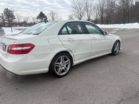 Used 2012 Mercedes-Benz E 350 Sedan w/ Lane Tracking Pkg image 10