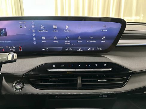 Certified 2025 Buick Enclave Sport Touring image 33