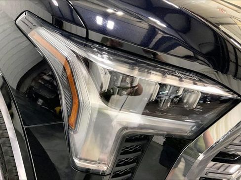 New 2026 Toyota Tundra Platinum AWD/4WD image 34