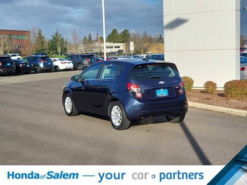 Used 2016 Chevrolet Sonic LT w/ Fun and Sun Package image 4