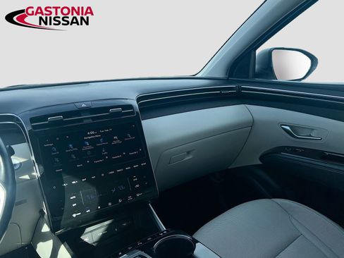 Used 2024 Hyundai Tucson Limited image 32