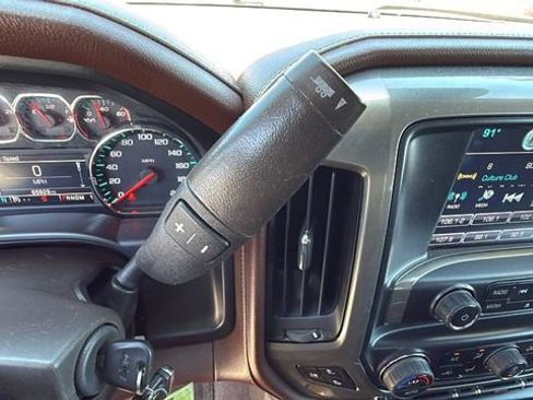 Used 2016 Chevrolet Silverado 2500 High Country image 13