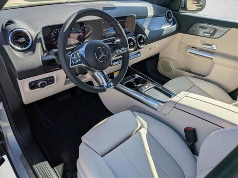 New 2026 Mercedes-Benz GLA 250 image 3