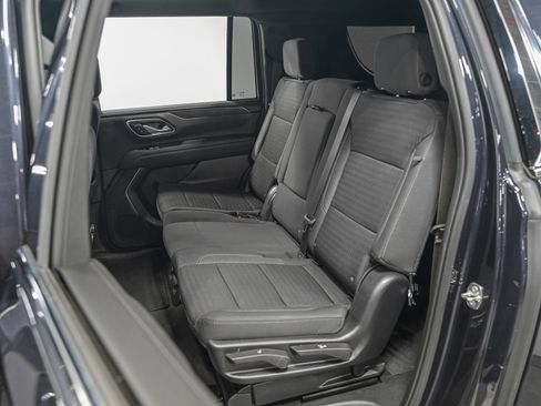 Used 2023 Chevrolet Suburban LS image 28