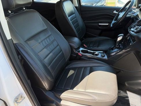 Used 2016 Ford Escape Titanium w/ Equipment Group 301A AWD/4WD image 38