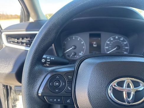 Used 2024 Toyota Corolla LE image 9
