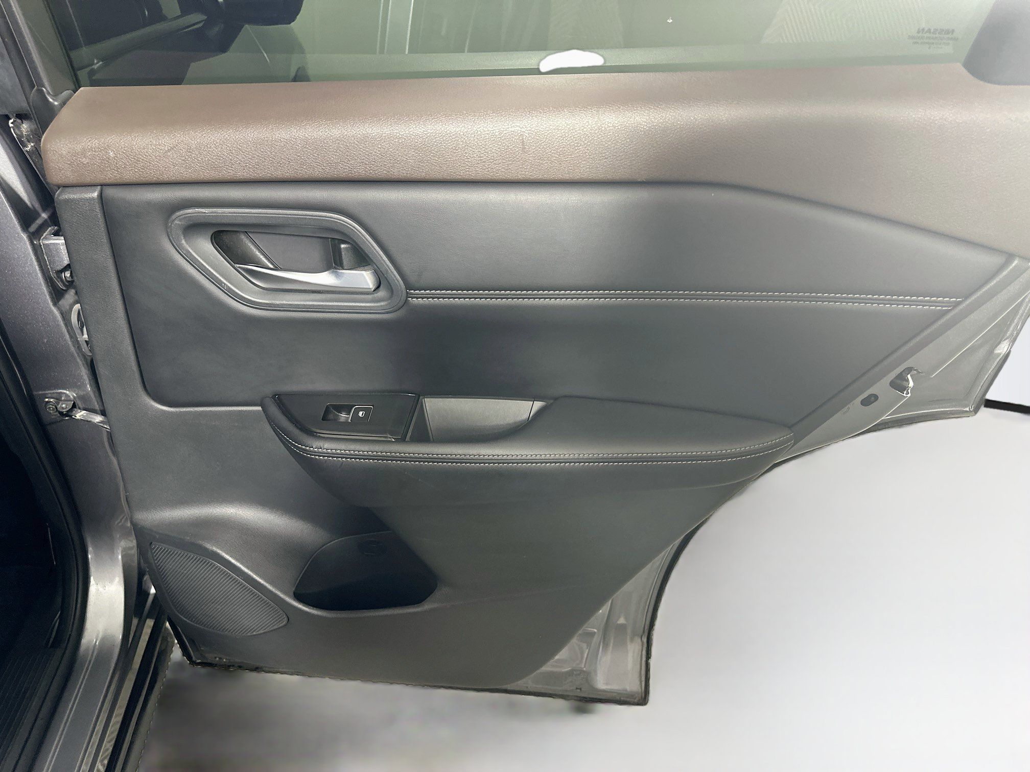Used 2023 Nissan Rogue SL AWD/4WD image 29